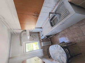 Închiriez apartament 2 camere semidecomandat Craiovița  - imagine 4