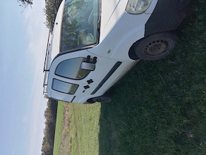 Fiat Doblo 1.3  - imagine 2