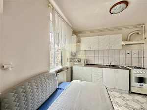 Apartament renovat 2 camere decomandat pe Mihai Viteazul - imagine 7