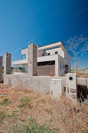 Casă de Vis în Devenire: Vilă Modernă cu Potențial imens - imagine 5