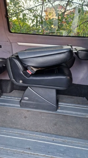 Scaune Spate De Piele VW T5 - imagine 4