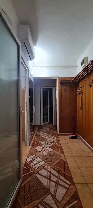De vanzare apartament cu 2 camere, central, Bloc BR, et. 2, 76.000 euro - imagine 7