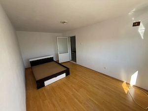 Apartament de închiriat în vilă – Zona Avram Iancu, 3 camere, nemobilat - imagine 3