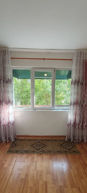 Garsoniera 25 mp - Barlad, zona Gradina Publica - Etaj 1 - 19.000 Euro