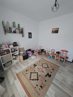 Vând urgent apartament cu 3 camere confort 1 semidecomandat  - imagine 5