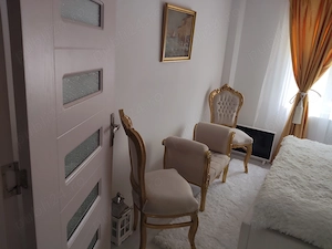 Apartament 3 camere de vânzare Campina - imagine 2
