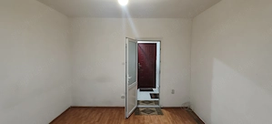 Garsoniera 25 mp - Barlad, zona Gradina Publica - Etaj 1 - 19.000 Euro - imagine 2