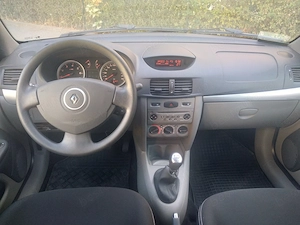 *RARITATE*Renault Symbol,8000 Km Reali,Ținut La Garaj.Ca Nou.