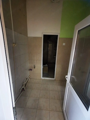 De inchiriat casa cu 2 camere, strada Romana, 320 euro - imagine 3