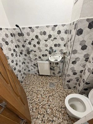 Apartament 3 camere, 40 mp, zona Decebal - imagine 7