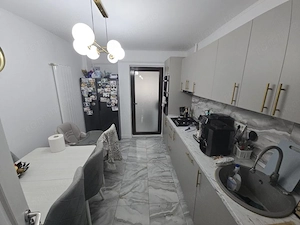 APARTAMENT 3 CAMERE VIS-A-VIS DE DEDEMAN  - imagine 6