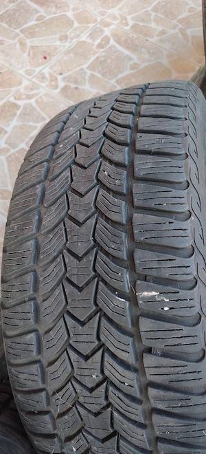 Vând anvelope iarna Debica import Germania 225/45 R17, pe jante aliaj originale BMW 320, 100 Eu/buc  - imagine 5