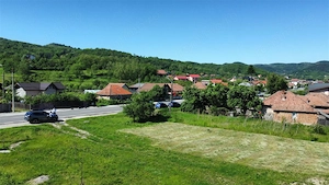 TEREN INTRAVILAN | 1052 MP | COPACELU - imagine 5
