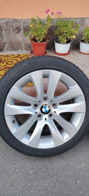 Vând anvelope iarna Debica import Germania 225/45 R17, pe jante aliaj originale BMW 320, 100 Eu/buc  - imagine 8