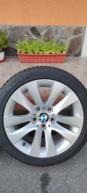 Vând anvelope iarna Debica import Germania 225/45 R17, pe jante aliaj originale BMW 320, 100 Eu/buc  - imagine 10