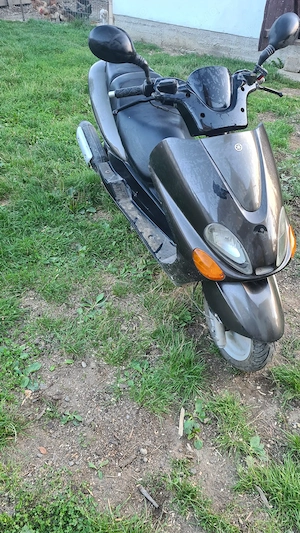 Vând  Yamaha majesty  125 motor defect - imagine 3