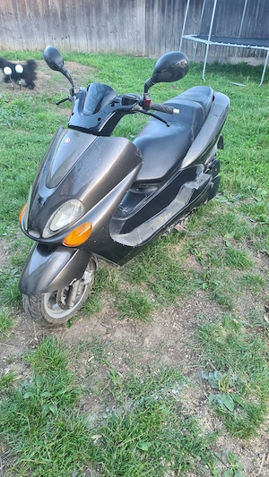 Vând  Yamaha majesty  125 motor defect - imagine 2