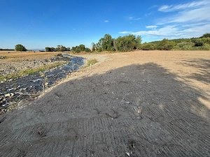 Vand teren intravilan in zina climaterica sambata de sus  - imagine 3
