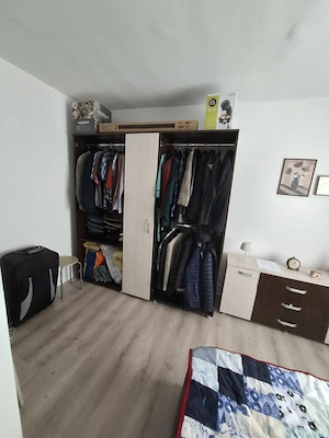 Vând urgent apartament cu 3 camere confort 1 semidecomandat  - imagine 8