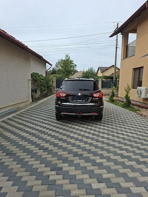Suzuki Cross - imagine 6