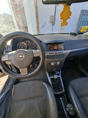 vand opel astra h8