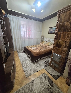 Apartament 3 camere etaj 1 - imagine 3