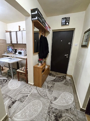 Apartament 3 camere etaj 1 - imagine 9