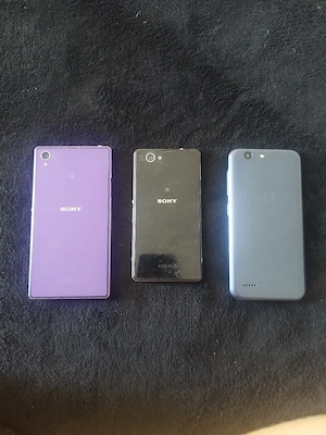 5 telefoane la 300 de lei negociabil 