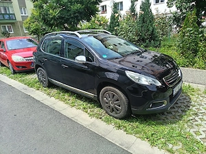 peugeot 2008 din 2015, 1.2 benzină  - imagine 8