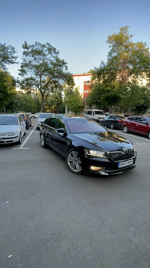 Vând Skoda Superb 3 (2016) - 2.0 TDI 4x4 - Full Option Panoramic,Webasto  - imagine 2