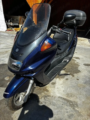 De vânzare yamaha 250.