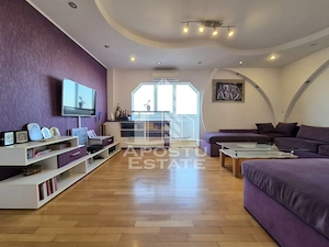 Apartament decomandat 3 camere,Zona Vlaicu