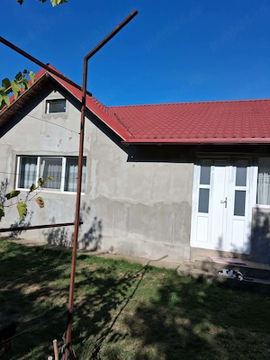 Vând casă 200mp, teren aferent 2000mp - imagine 2