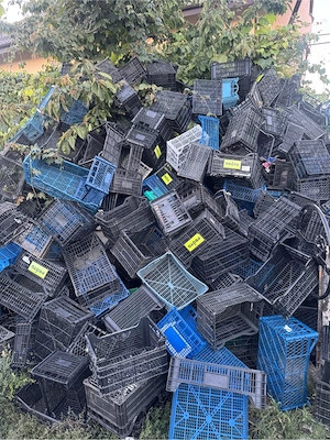 Vand lazi de plastic