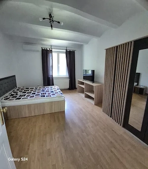 garsoniera baba novac-piata muncii-centrala proprie - imagine 4