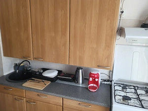 Închiriez apartament două camere. - imagine 6