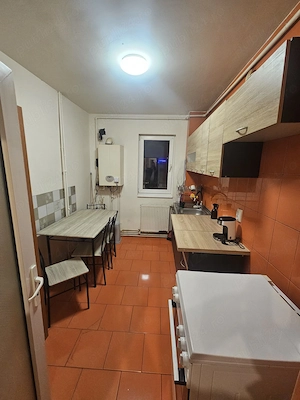 de închiriat apartament cu 3 camere - imagine 3