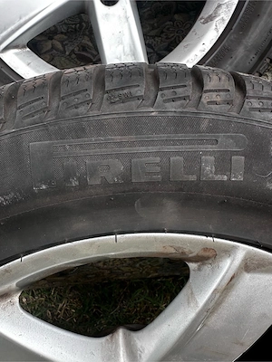 Set 4 Jante Aliaj Originale Audi 16" (4F0 071 496 G) + Anvelope Iarnă Pirelli 225/55 R16 - imagine 4