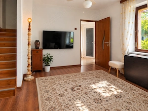 Casa de inchiriat, ultracentral Constanta, plaja Neversea - imagine 3