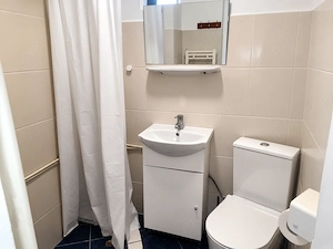 Casa de inchiriat, ultracentral Constanta, plaja Neversea - imagine 5