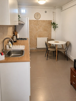 Casa de inchiriat, ultracentral Constanta, plaja Neversea - imagine 4