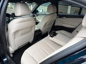 BMW 520 ,2.0TDI-X DRIVE(4x4) 190CP,M -PACHET,int +ext,Piele ,Navigatie mare,98.000km Head up Display - imagine 10