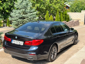 BMW 520 ,2.0TDI-X DRIVE(4x4) 190CP,M -PACHET,int +ext,Piele ,Navigatie mare,98.000km Head up Display - imagine 3