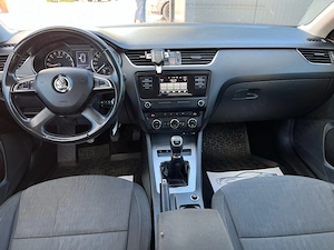 Skoda Octavia 150.000 km 1.6 TDI Xenon, Clima - imagine 5