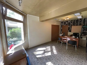 Spațiu comercial cu vitrină - Acces stradal - G. Coșbuc (zona Platou) - imagine 5