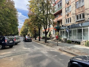 Spațiu comercial cu vitrină - Acces stradal - G. Coșbuc (zona Platou) - imagine 3