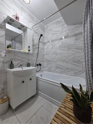 Apartament 2 camere, bloc 2022, mobilat utilat+parcare   Techirghiol - imagine 5