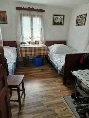 Proprietar vând casă cu teren - imagine 3