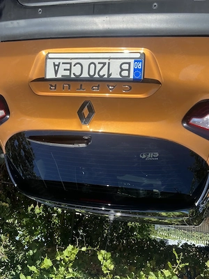 Vind autoturism în stare foarte buna