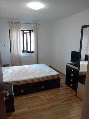 Inchiriez apartament decomandat cu 3 camere! - imagine 7